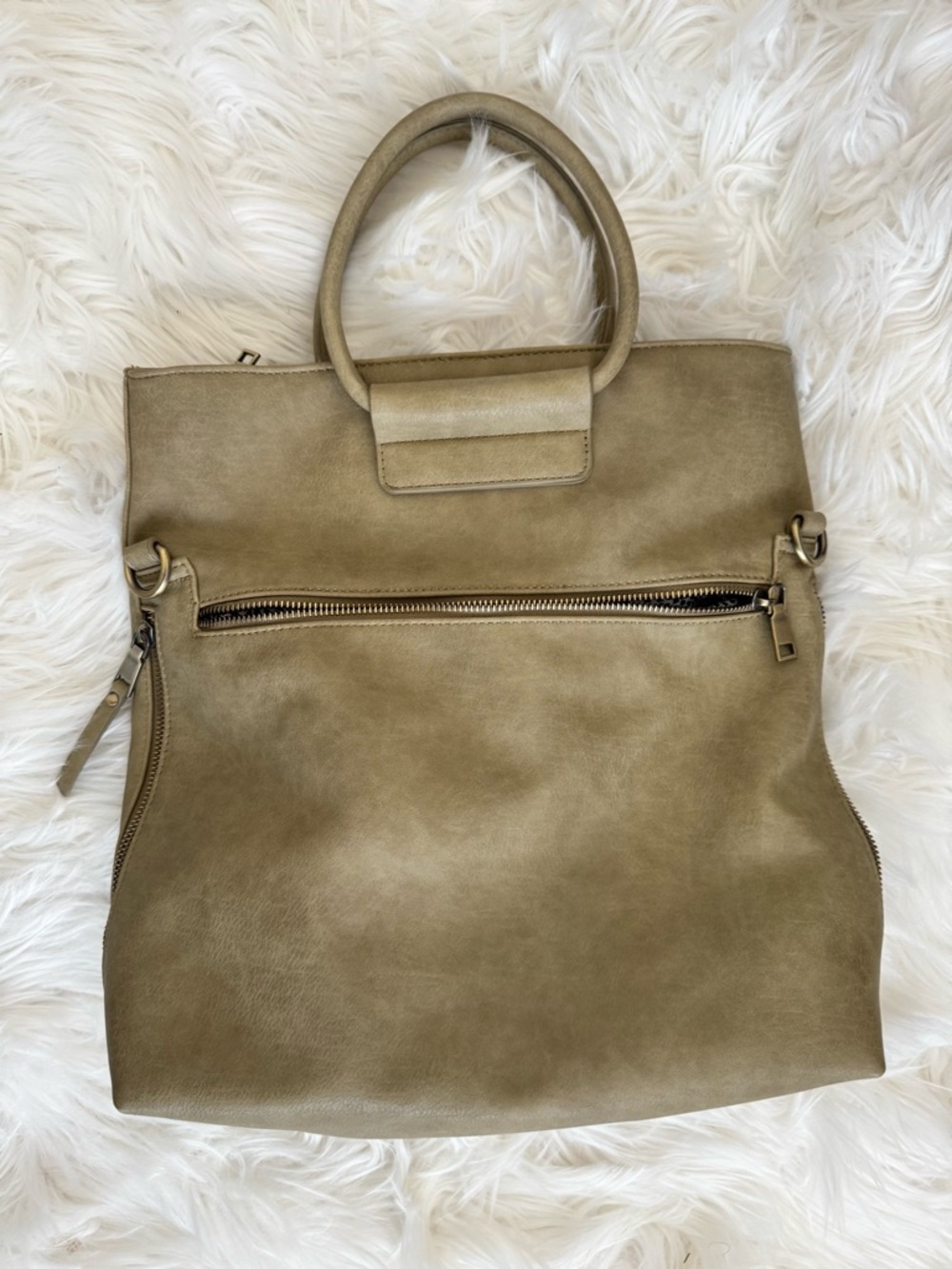 Everyday Olive Tote with Front Zip Pocket
